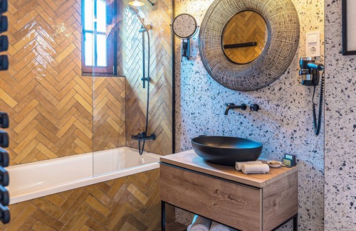 Tihany Hotel | the Herbalist
