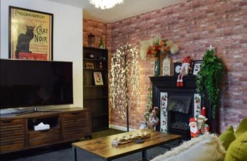 Southport Apartamento | The Hideaway Cottage Feel Patio Central Parking