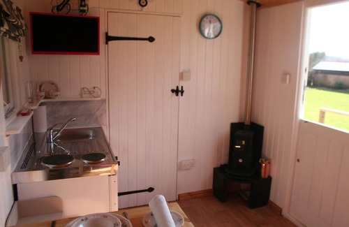 Cowbridge Cabina | El Hideaway Shepherd Hut