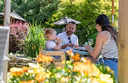 Totland Bay Cama Y Desayuno | The Highdown Inn