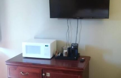 Niagara Falls Hotel | THE HIGHLANDER INN