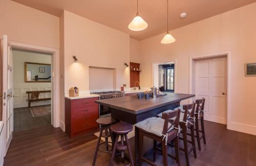 Baldersby Casa | The Hill