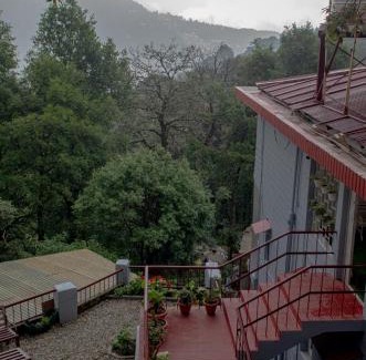 Nainital Apartamento | The Hilltop Haven