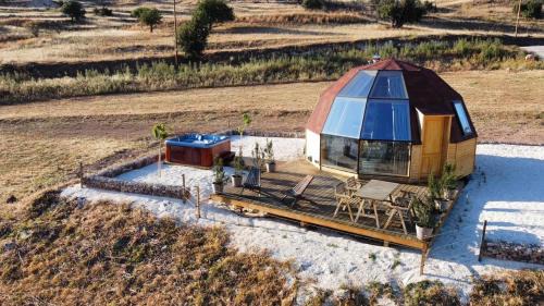 Akoursos Chalet De Esquí | The Hive