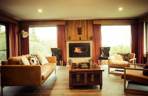 Kingston Casa | The Hobart Entrance