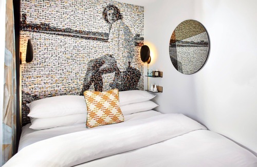 Eureka Valley Hotel | The Hotel Castro | Stay Stylish in the Castro | King Classic Room