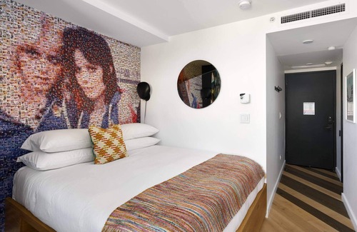 Eureka Valley Hotel | The Hotel Castro | Stay Stylish in the Castro | King Classic Room