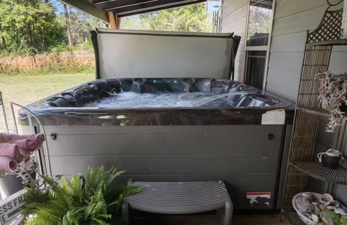 Rutherfordton Casa | The Howell House (PET FRIENDLY)