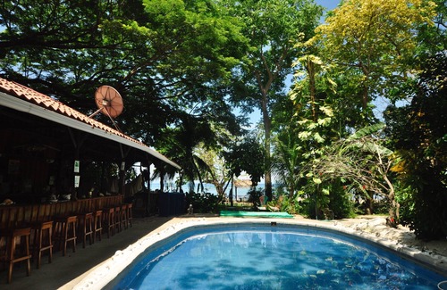 Cabuya Cabina | The Howler Monkey Hotel