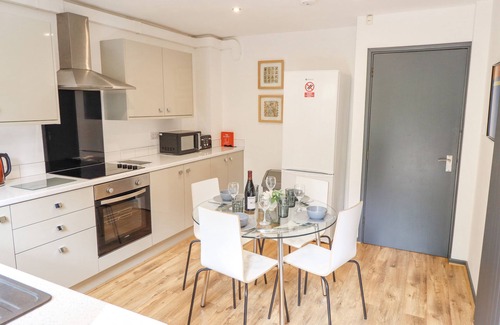 Lincoln Cabaña | THE IMP'S PAD, pet friendly in Lincoln