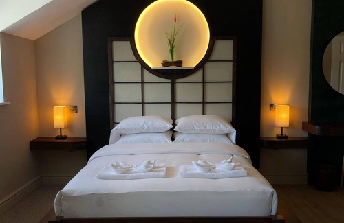 Saundersfoot Casa | The Imperial Dragon Hotel