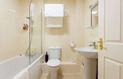 Saundersfoot Casa | The Imperial Dragon Hotel