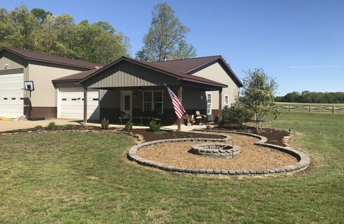 Henderson Casa | The Inn at Pearce Point: un retiro tranquilo en una granja, convenientemente ubicado en Henderson