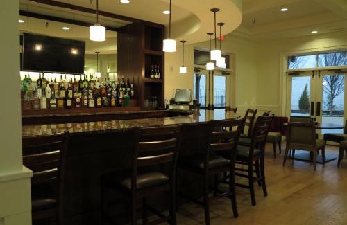 Lake City Hotel | The Inn At The Crossroads