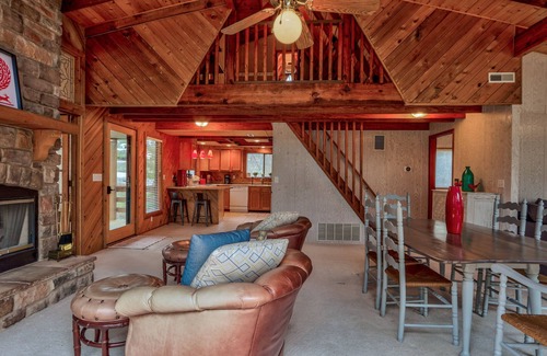 Innsbrook Chalet De Esquí | The Innisfree Escape by Innsbrook Vacations!