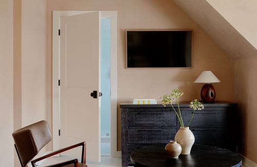 Bradley Beach Hotel | The James Bradley Hotel