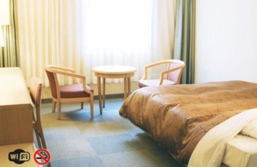 Nishi-Shinjuku Hotel | THE KNOT TOKYO Shinjuku