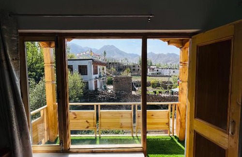 Leh Casa | THE KOI STAY