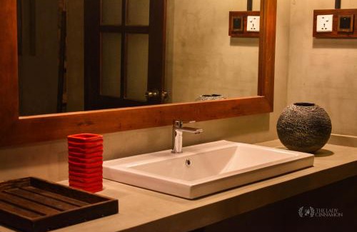 Yakkalamulla Cabina | The Lady Cinnamon - Galle