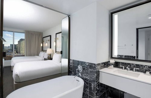 Central Business District Hotel | The Laura Hotel, Houston Downtown, Autograph Collection