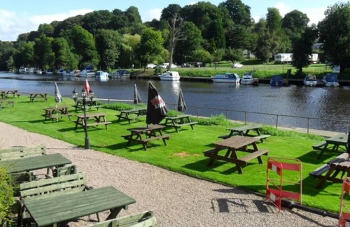 Shrawley Cama Y Desayuno | The Lenchford Inn