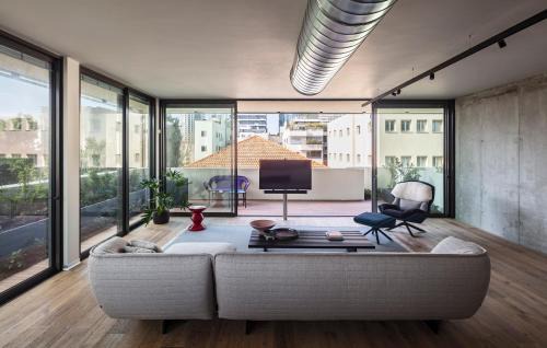 Neve Tzedek Hotel | The Levee