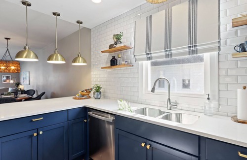 Lake Geneva Casa | The Lighthouse: Walk to Downtown, Firepit, Private Parking for 6 cars, Sleeps 10