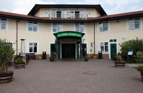 South Shields Hotel | The Little Haven Hotel On The Beach