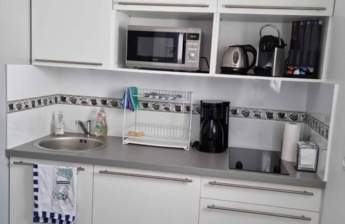 L'Isle-Adam Casa | THE LITTLE HOUSE OF ISLE Cottage in Isle-Adam