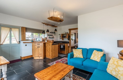 Chorlton-by-Backford Cabaña | The Lodge, SAUGHALL