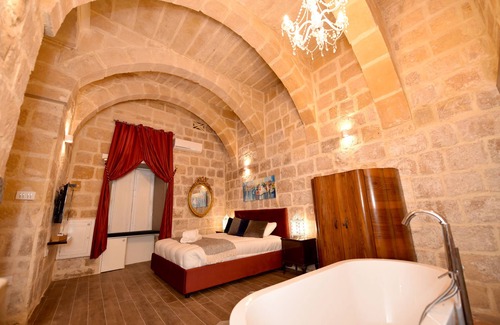 Cospicua Hotel | The Lodge