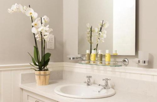 Kilkea Cabina | The Lodges at Kilkea Castle