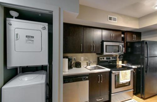 Clarksville Apartamento | The Lofts of Downtown (540 N 2nd St, #106)