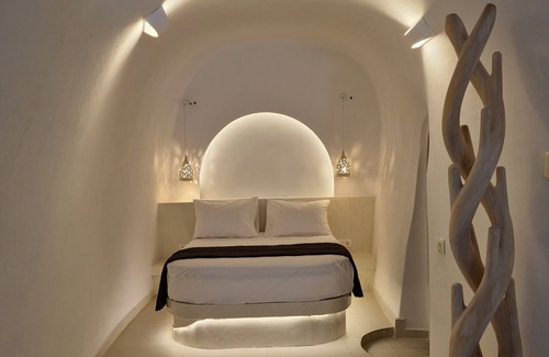 Karterados Hotel | The Magic Luxury Cave Suites