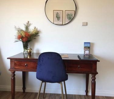 Corrigin Casa | The Mains Guest House 2 Bedroom Farm Stay