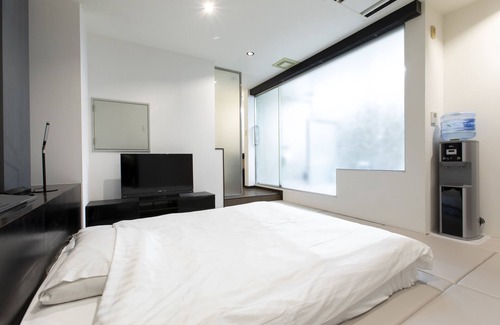 Togo Hotel | The Manga Hotel Togo