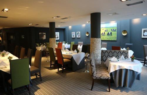 Moreton-in-Marsh Hotel | The Manor House Hotel