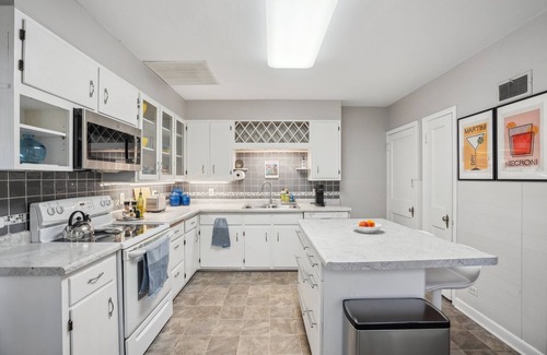 Eau Claire Condominio | The Mckinley House 3 Bedroom Condo