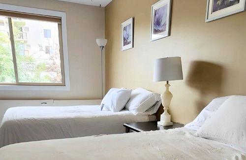 Medicine Hat Hotel | The Medicine Hat Villa