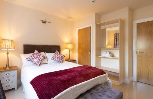 Ballina Hotel | The Merry Monk Bed and Breakfast