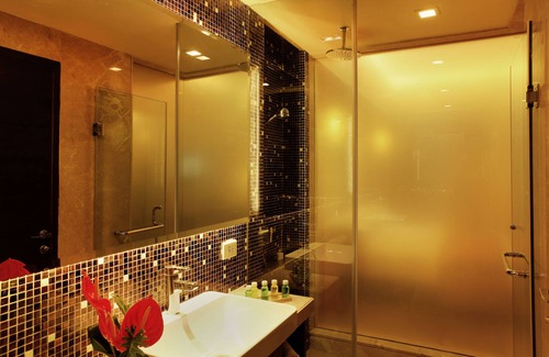 Connaught Place Hotel | The Metropolitan Hotel and Spa New Delhi