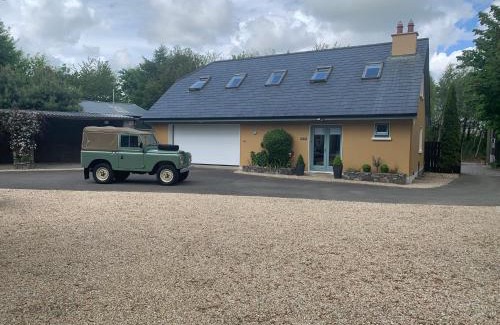 Two Mile House Casa | The Mews