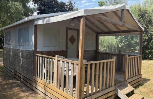 Saint-Savin Casa | The Mobil'tentes: Castor and Badger #1