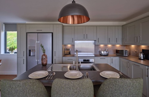 Chittlehamholt Cabaña | The Mole Resort that sleeps 8 guests in 4 bedrooms