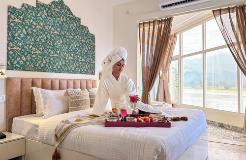 Rishikesh Hotel | The Neeraj Ganga Rajmahal Wellness Dream