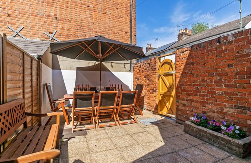 Winchester Cabaña | Rural-Lujoso-Baño privado-Vista a la Ciudad- The Nestle House