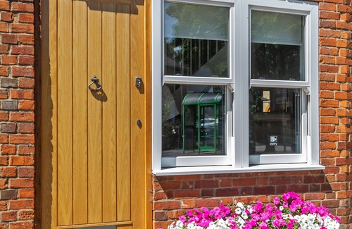 Winchester Cabaña | The Nestle House