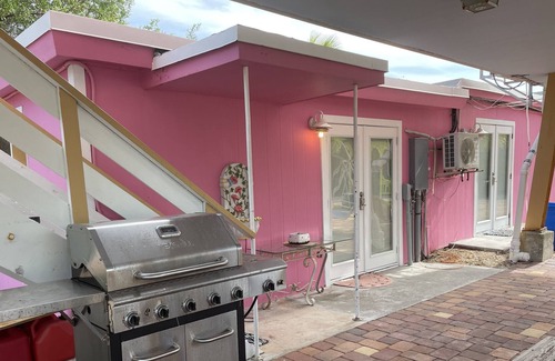Summerland Key Cabina | THE NEW HIDDEN HAMMOCK RESORT - Pink Cottage Units 1 & 2 Sleeps 6