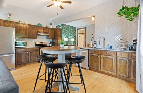 Hastings Apartamento | The Nininger Apt - Walk to DT & River, King Bed