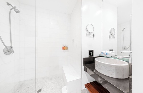 Downtown Los Angeles Hotel | The O Hotel, Trademark Collection by Wyndham